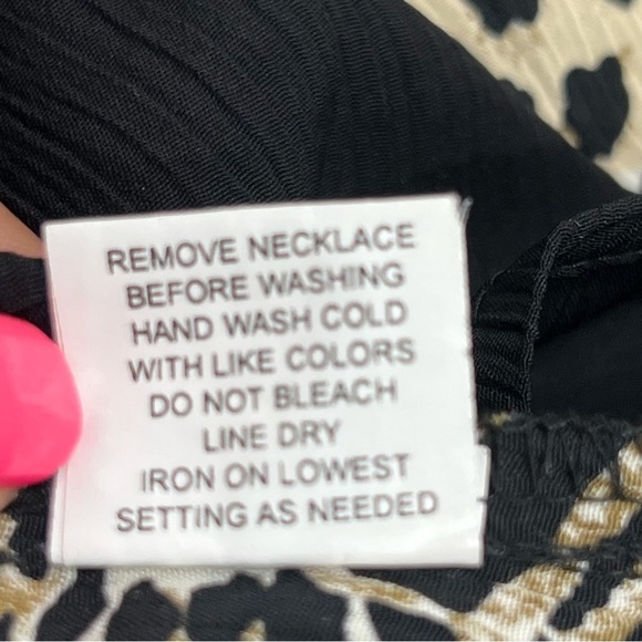 Notations animal print button down leopard tiger xl blouse attached black tank - Picture 8 of 14